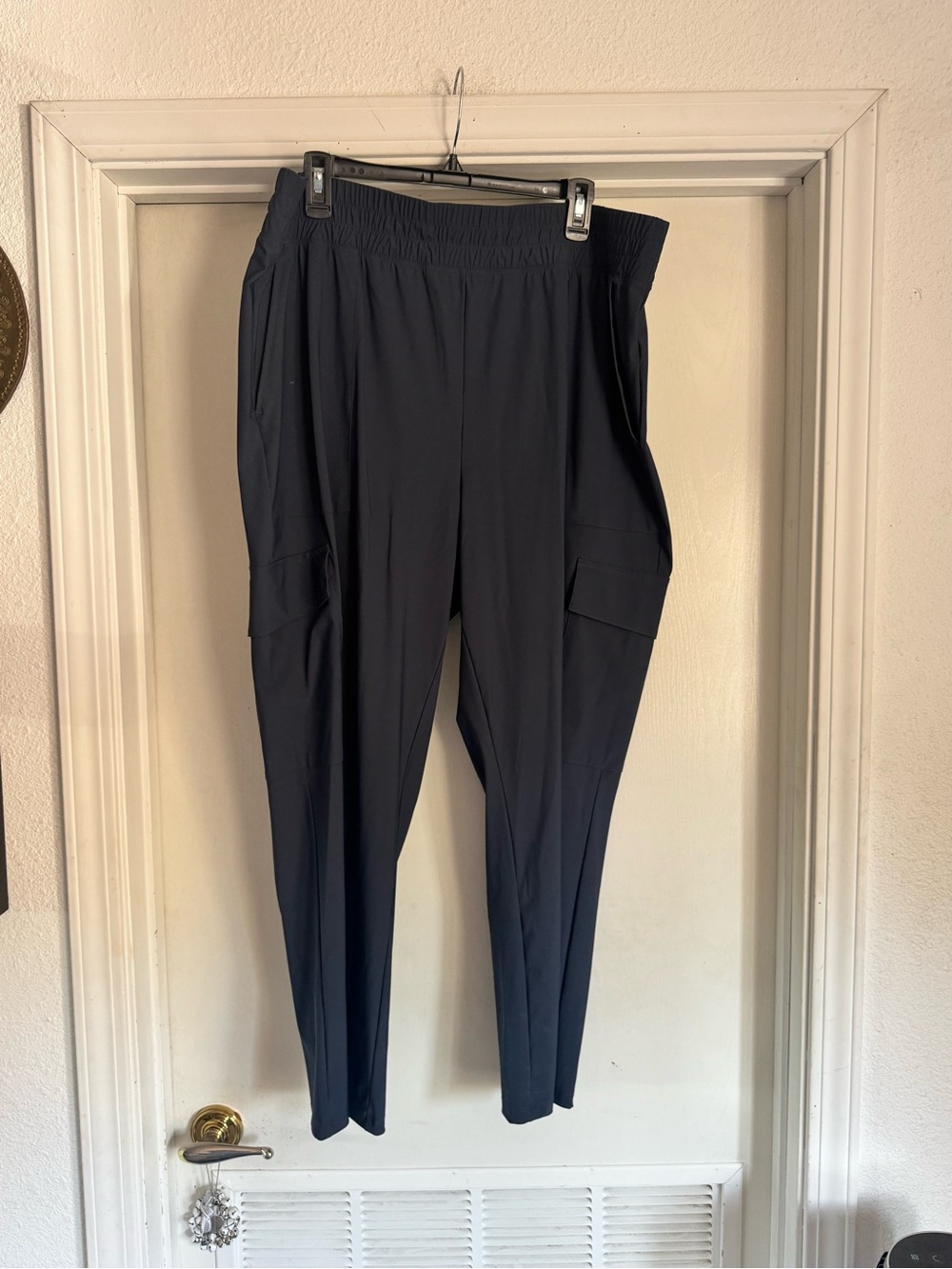 Old Navy Sleek Tech High Waisted Cargo Pants